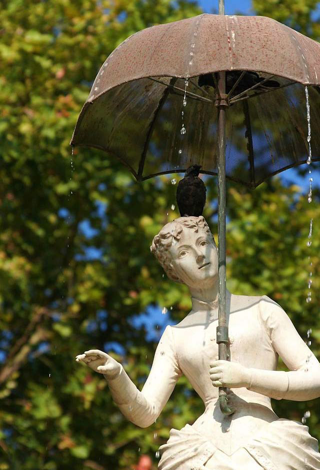 Dama del paraigua